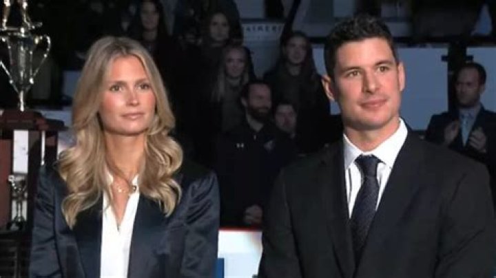 Unveiling the Life of Sidney Crosby's Wife: A Closer Look
